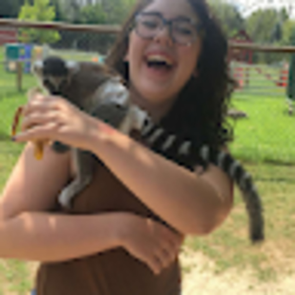 Meet your Posher, Hannah